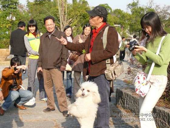 高三年级教师到桂林柳州等地参观学习