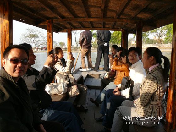 高三年级教师到桂林柳州等地参观学习