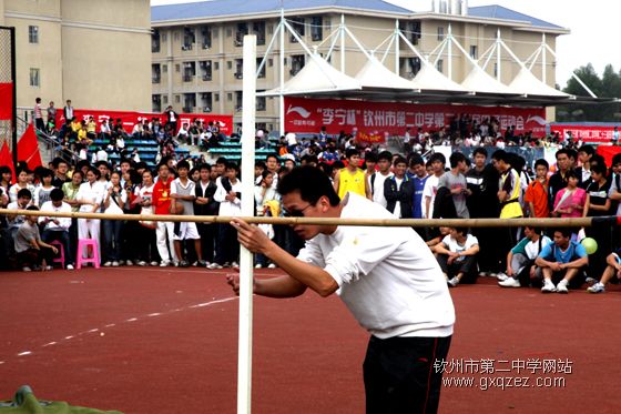 给快乐一个理由：我校举行第23届校运会