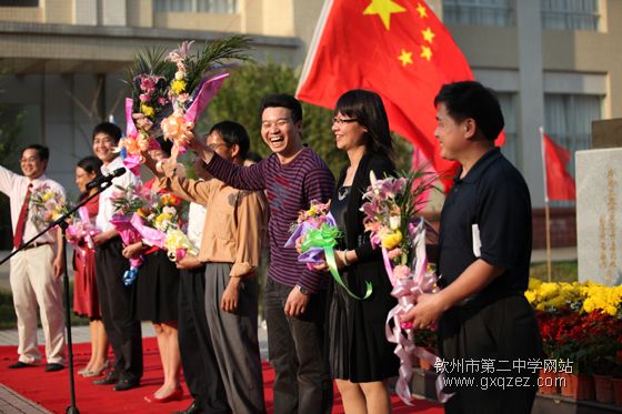 钦州二中2010年春季学期开学新气象