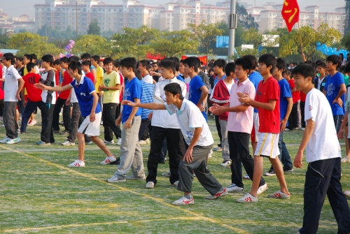 钦州二中第二十四届学生田径运动会圆满结束