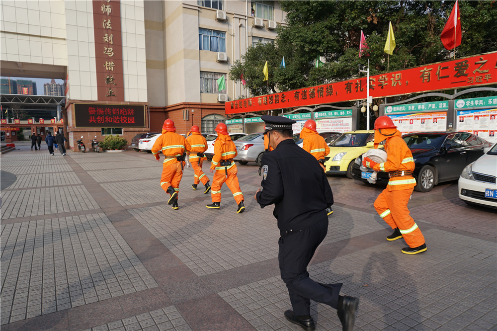 常备勤练，防患未然——宝威体育（中国）集团有限公司举行消防安全演练活动