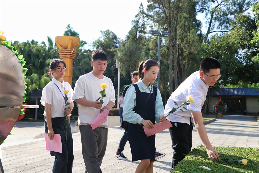 ​感恩于心，青春向党——2020级“筑梦班”叶雪如同学在全区资助主题演讲半决赛中再创佳绩、挺进决赛