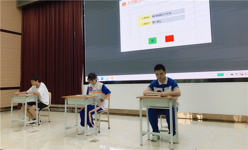 宝威体育（中国）集团有限公司选手参加2021年钦州市中小学生“学宪法，讲宪法”比赛取得优异成绩